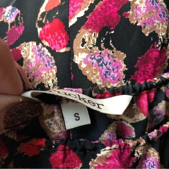 Tucker Silk Spaghetti Strap Camisole Abstract Print Size Small - Picture 6 of 11